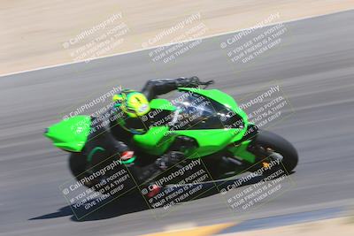 media/Oct-01-2023-SoCal Trackdays (Sun) [[4c570cc352]]/Turn 10 Inside (1250pm)/